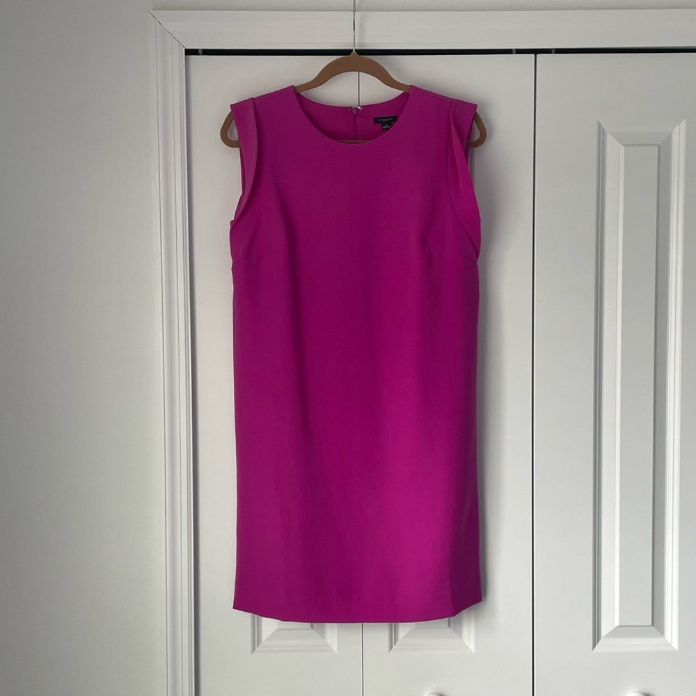 Ann Taylor Sheath dress size 6